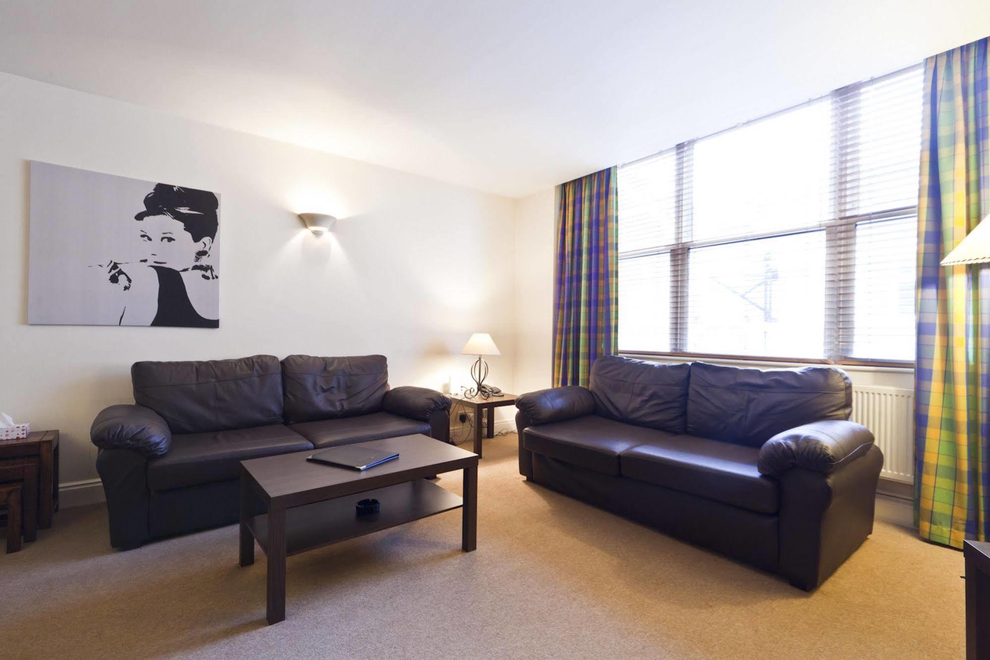 Park Lane City Apartments ロンドン エクステリア 写真