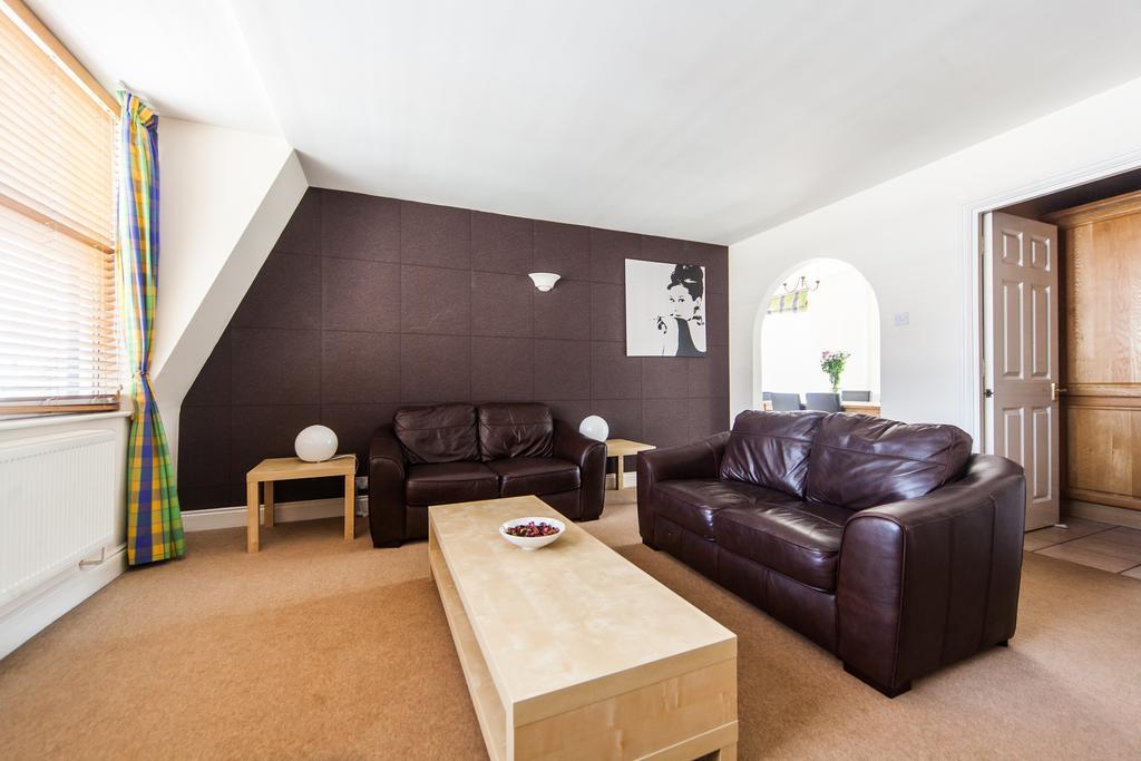 Park Lane City Apartments ロンドン 部屋 写真